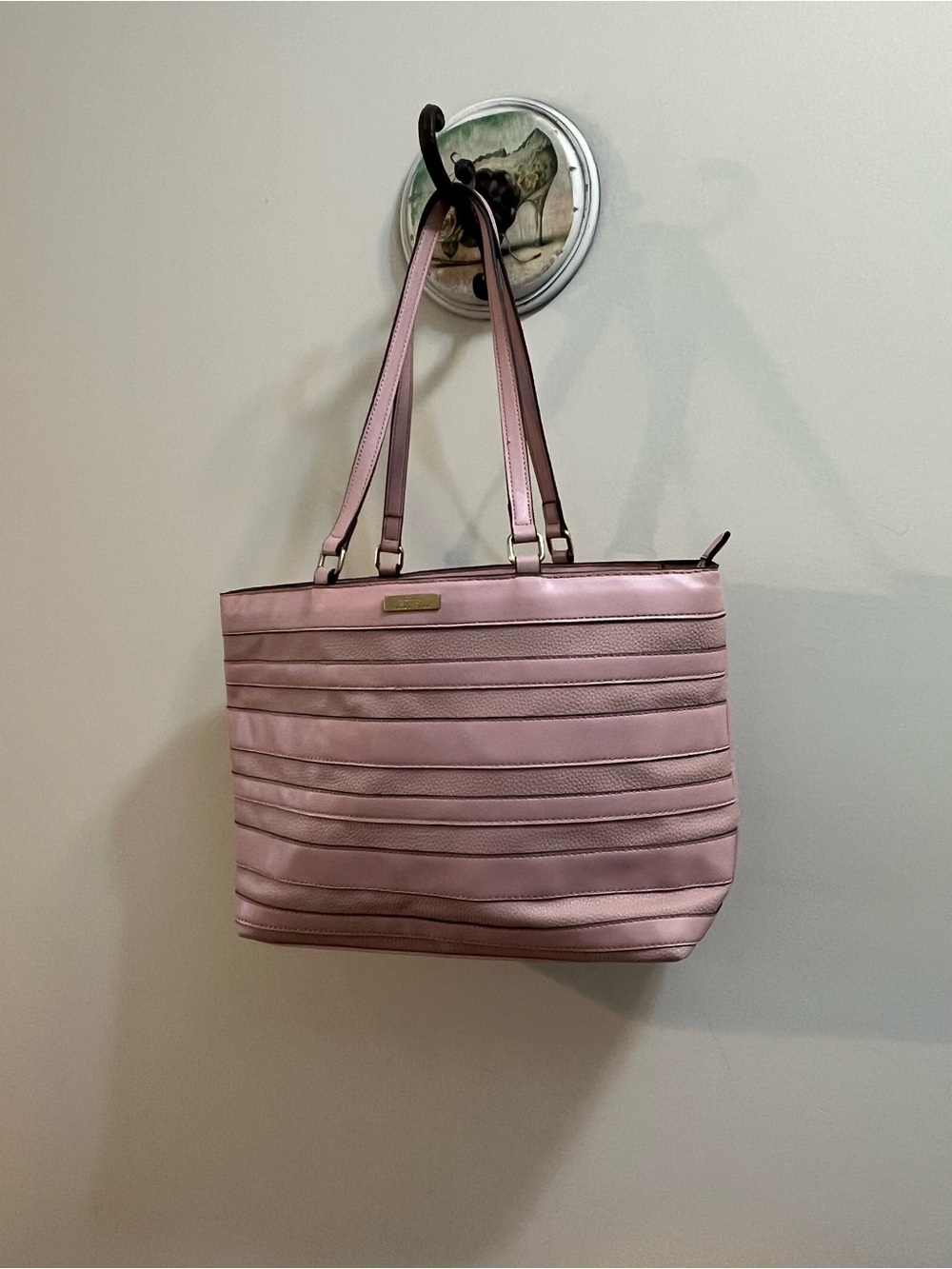 Trina Turk Large Carry All/Tote/ Shoulder bag Blush Pink Quilted Tote Bag